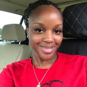 Meet your Posher, Paris